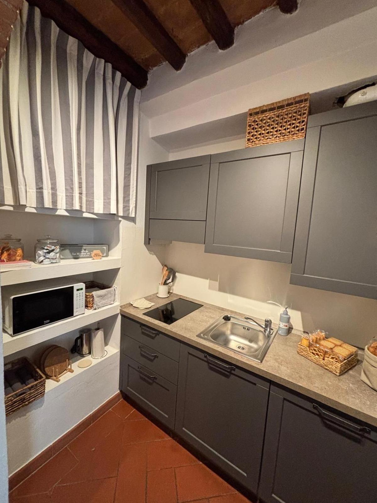 Sweet Apartment